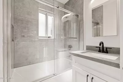 4540 N 12th Avenue, Phoenix, AZ 85013 - Photo 30