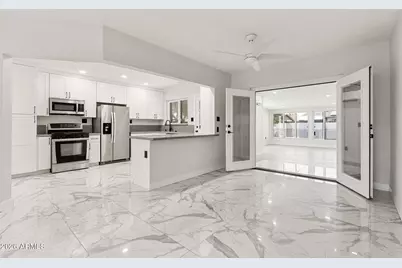 4540 N 12th Avenue, Phoenix, AZ 85013 - Photo 2