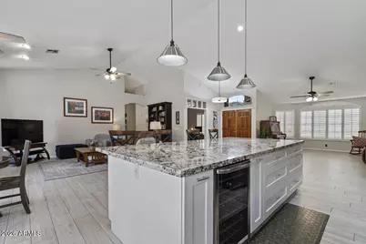 404 E Mountain Sky Avenue, Phoenix, AZ 85048 - Photo 8