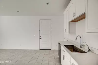 29127 N 31st Lane, Phoenix, AZ 85083 - Photo 14