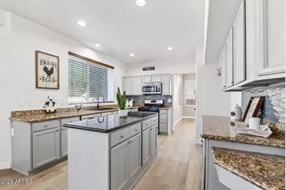 11530 W Palm Brook Drive, Avondale, AZ 85392 - Photo 10