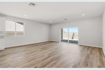 9192 W Rafael Drive, Arizona City, AZ 85123 - Photo 6