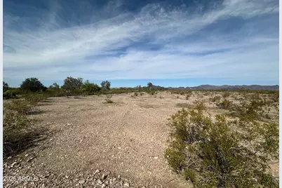 -- N 411th Avenue, Tonopah, AZ 85354 - Photo 1