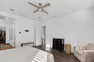 939 E Paseo Way, Phoenix, AZ 85042 - Photo 26