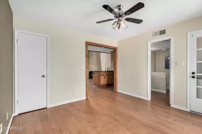 4540 N 44th Street #46, Phoenix, AZ 85018 - Photo 10