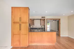 4540 N 44th St, Phoenix, AZ 85018 - Photo 16