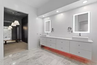 7616 E Sierra Vista Drive, Scottsdale, AZ 85250 - Photo 14