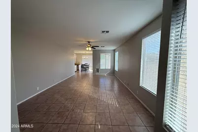 313 N Kimberlee Way, Chandler, AZ 85225 - Photo 2