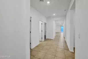 25303 W Bowker St, Buckeye, AZ 85326 - Photo 2