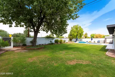 3318 E Onyx Avenue, Phoenix, AZ 85028 - Photo 8