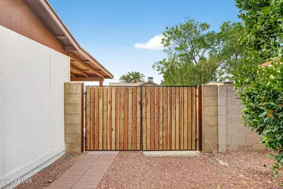 1327 W Highland Street, Chandler, AZ 85224 - Photo 4