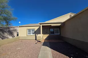 419 W Picket Post Dr, Superior, AZ 85173 - Photo 2