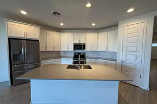 1538 W Carmen St, Phoenix, AZ 85041 - Photo 18