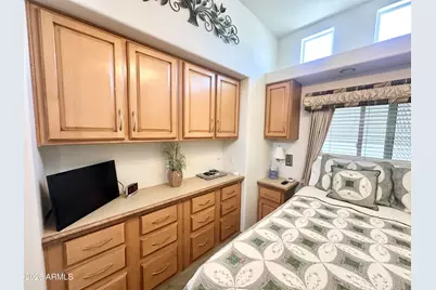 725 S Emerald Drive, Apache Junction, AZ 85119 - Photo 46