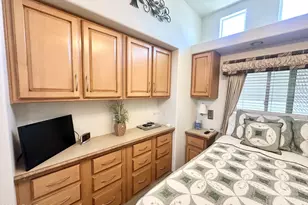 725 S Emerald Dr, Apache Junction, AZ 85119 - Photo 46