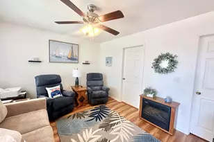 725 S Emerald Dr, Apache Junction, AZ 85119 - Photo 8