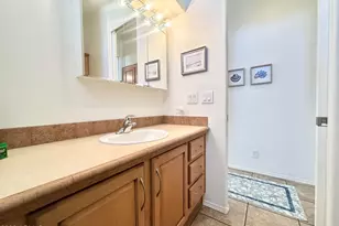 725 S Emerald Dr, Apache Junction, AZ 85119 - Photo 56