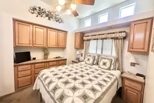 725 S Emerald Dr, Apache Junction, AZ 85119 - Photo 42