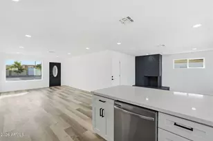 534 E Pebble Beach Dr, Tempe, AZ 85282 - Photo 14