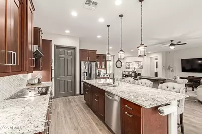 26019 W Ponderosa Lane, Buckeye, AZ 85396 - Photo 2