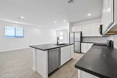 17017 W Molly Lane, Surprise, AZ 85387 - Photo 8