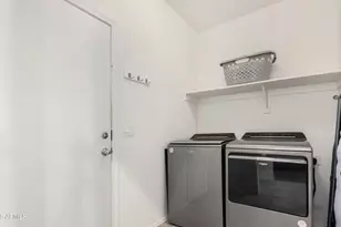 5751 N 71st Dr, Glendale, AZ 85303 - Photo 18