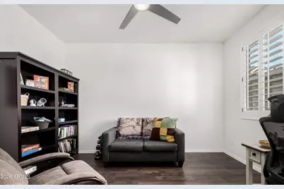 5751 N 71st Drive, Glendale, AZ 85303 - Photo 16