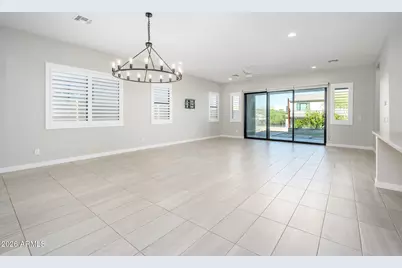 824 E Monte Way, Phoenix, AZ 85042 - Photo 8