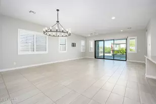 824 E Monte Wy, Phoenix, AZ 85042 - Photo 8