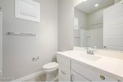 824 E Monte Way, Phoenix, AZ 85042 - Photo 18