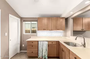 612 W Gleneagles Dr, Phoenix, AZ 85023 - Photo 44