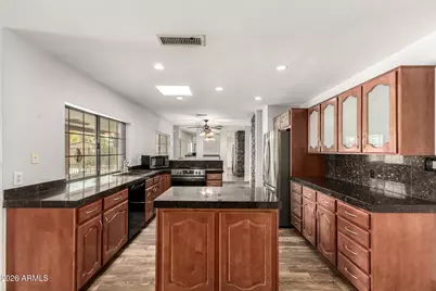 612 W Gleneagles Drive, Phoenix, AZ 85023 - Photo 20