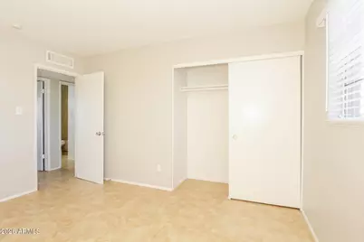 8127 E Columbus Avenue, Scottsdale, AZ 85251 - Photo 10