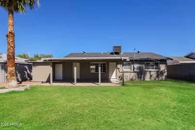 8127 E Columbus Avenue, Scottsdale, AZ 85251 - Photo 14