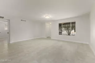 1915 E Gemini Dr, Tempe, AZ 85283 - Photo 4