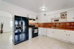 12026 N 113th Dr, Youngtown, AZ 85363 - Photo 8