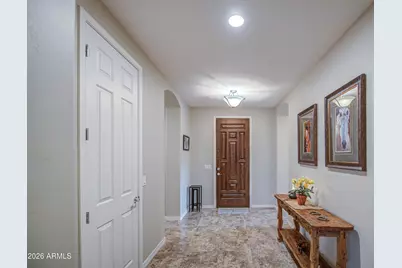 192 W Hackberry Avenue, San Tan Valley, AZ 85140 - Photo 2