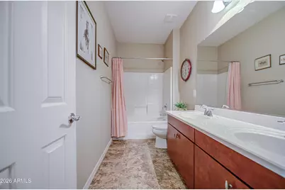 192 W Hackberry Avenue, San Tan Valley, AZ 85140 - Photo 14