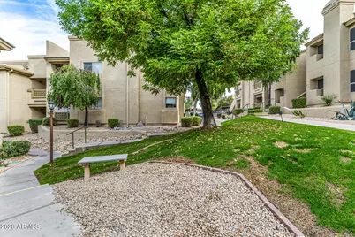 1880 E Morten Avenue #217, Phoenix, AZ 85020 - Photo 36