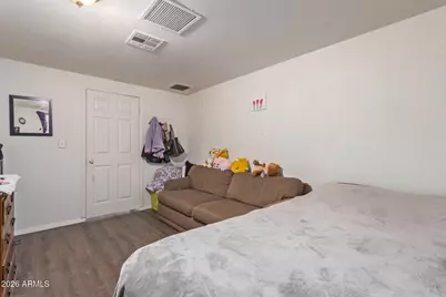 8151 W Clarendon Avenue, Phoenix, AZ 85033 - Photo 24