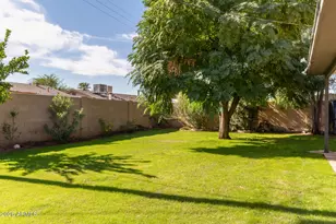 8151 W Clarendon Ave, Phoenix, AZ 85033 - Photo 30