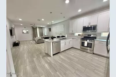 16535 W Questa Drive, Surprise, AZ 85387 - Photo 6