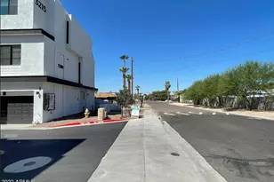 3215 E Flower St, Phoenix, AZ 85018 - Photo 58