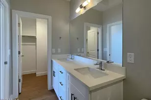 3215 E Flower St, Phoenix, AZ 85018 - Photo 54