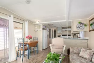 217 E Mesa Dr, Florence, AZ 85132 - Photo 4