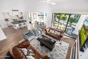 10215 N 100th Pl, Scottsdale, AZ 85258 - Photo 6