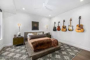 10215 N 100th Pl, Scottsdale, AZ 85258 - Photo 36