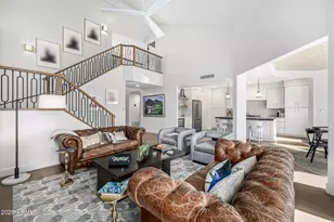 10215 N 100th Pl, Scottsdale, AZ 85258 - Photo 1