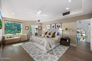 10215 N 100th Pl, Scottsdale, AZ 85258 - Photo 12