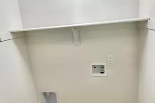 2042 N 64th Dr, Phoenix, AZ 85035 - Photo 16